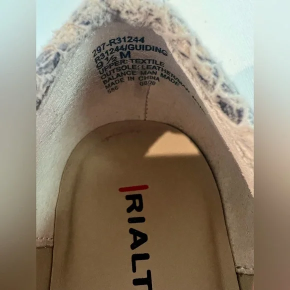 Rialto Women's Snake Print Leather Loafers with Gold Accent Size 9.5 - Picture 4 of 7